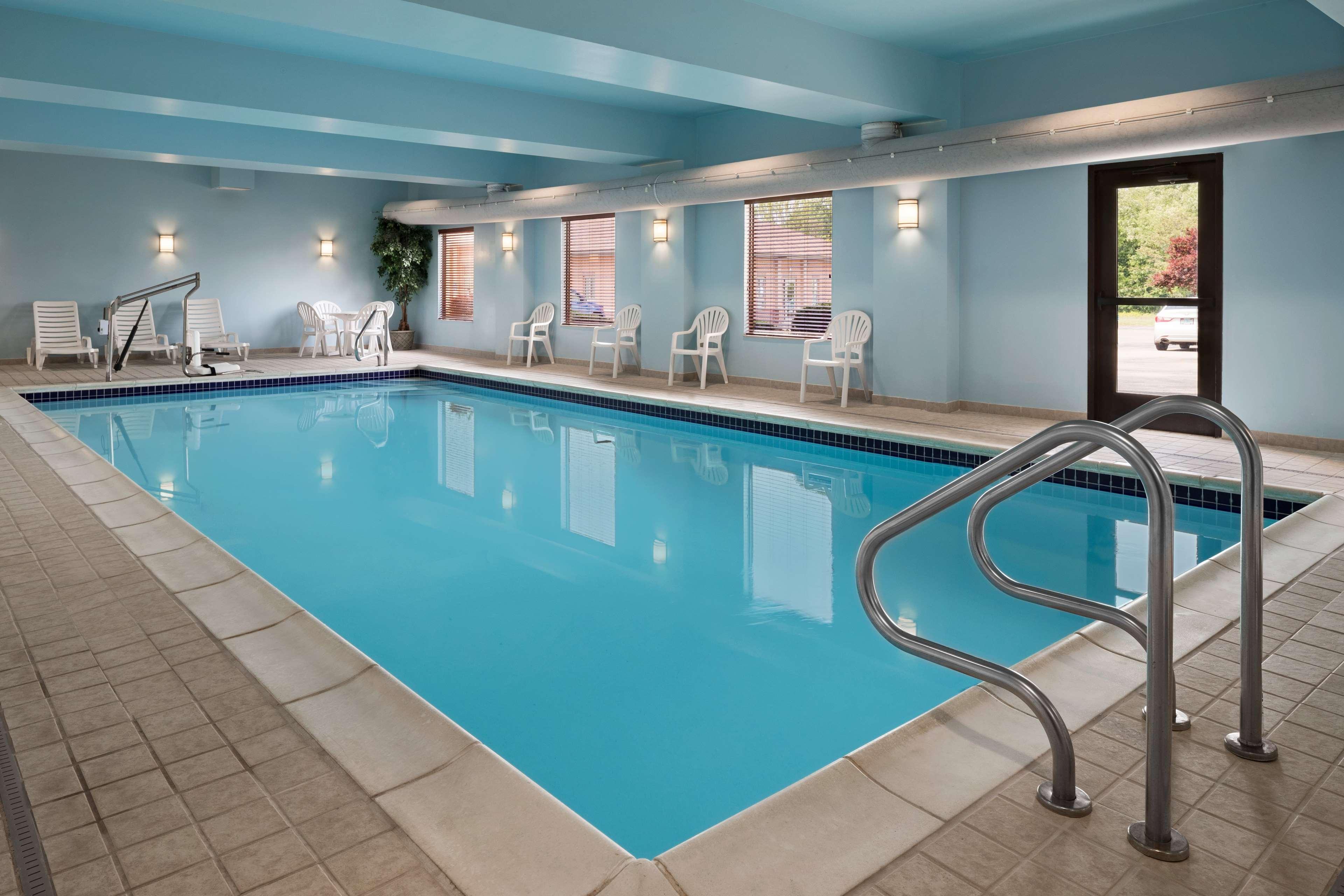 Hampton Inn Belle Vernon Dış mekan fotoğraf
