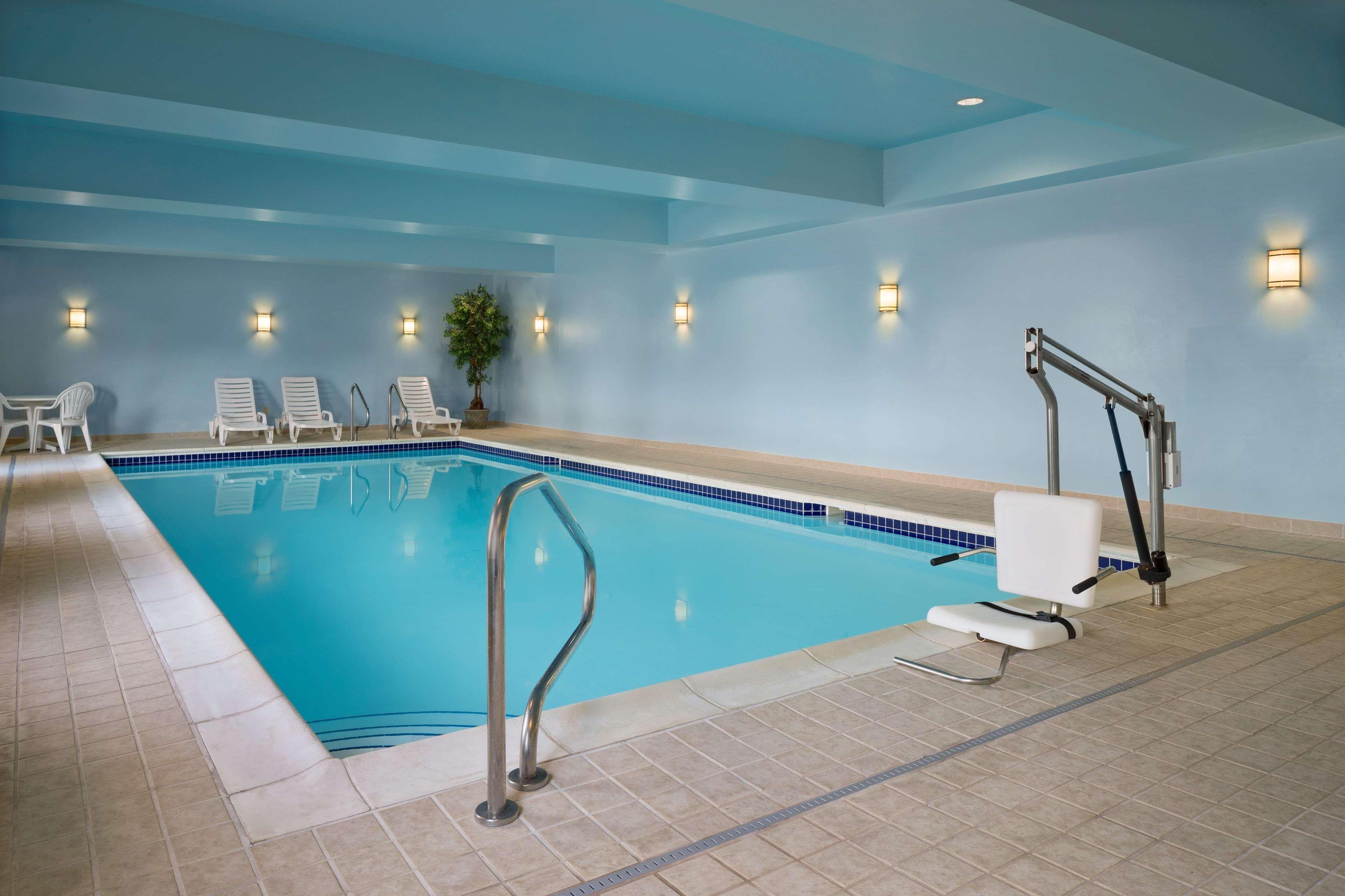 Hampton Inn Belle Vernon Dış mekan fotoğraf