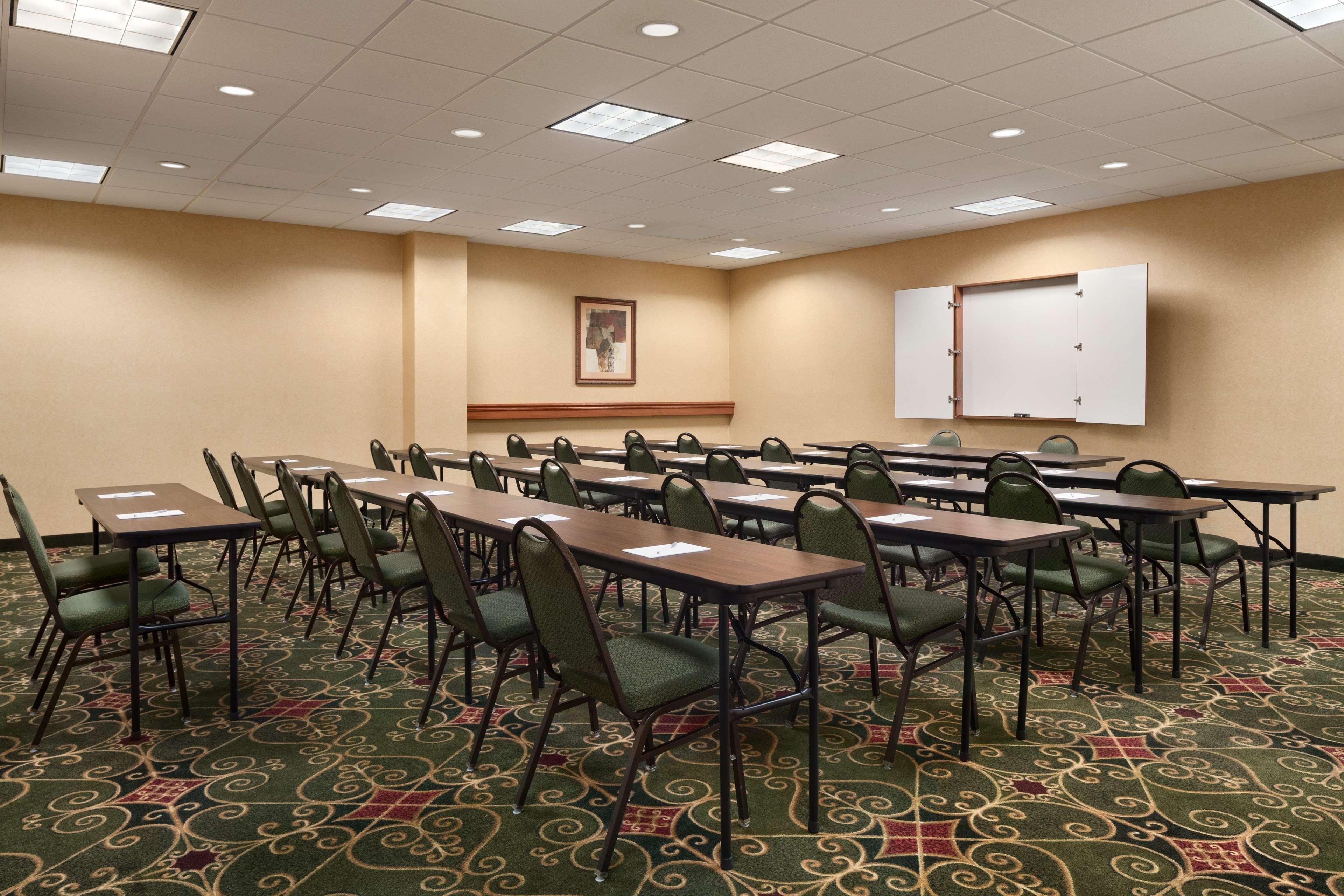 Hampton Inn Belle Vernon Dış mekan fotoğraf